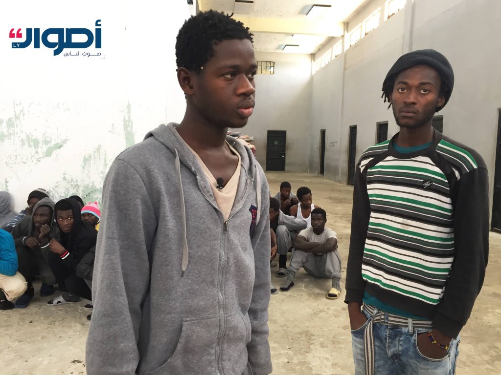 قوانين وتشريعات