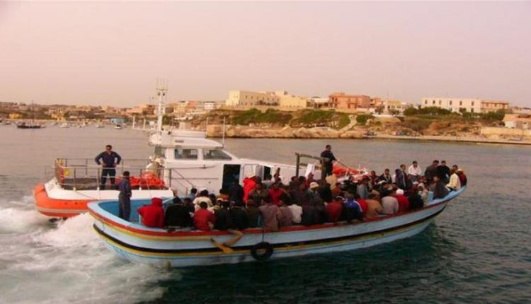 الهجرة في ليبيا افارقة وليبيين